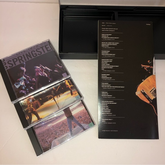 The Boss! Bruce Springsteen & The E Street Band “Live/1975-1985” 3 CD Box Set - Picture 10 of 14